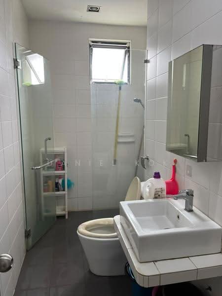 Kediaman Servis untuk Disewa di Vue Residences - Daniel Kok - Bathroom - PropertyGuru.com.my