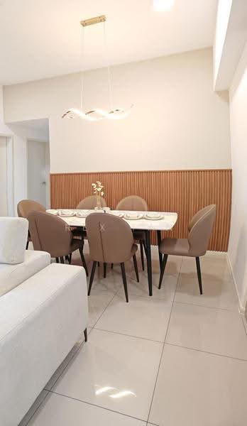 Kediaman Servis untuk Disewa di Residensi Estetik 8 (Est8) - Rex Tan - Dining Room - PropertyGuru.com.my