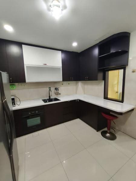 Rumah Kluster untuk Disewa di Taman Mount Austin (Tebrau) - JE ONG - Kitchen - PropertyGuru.com.my