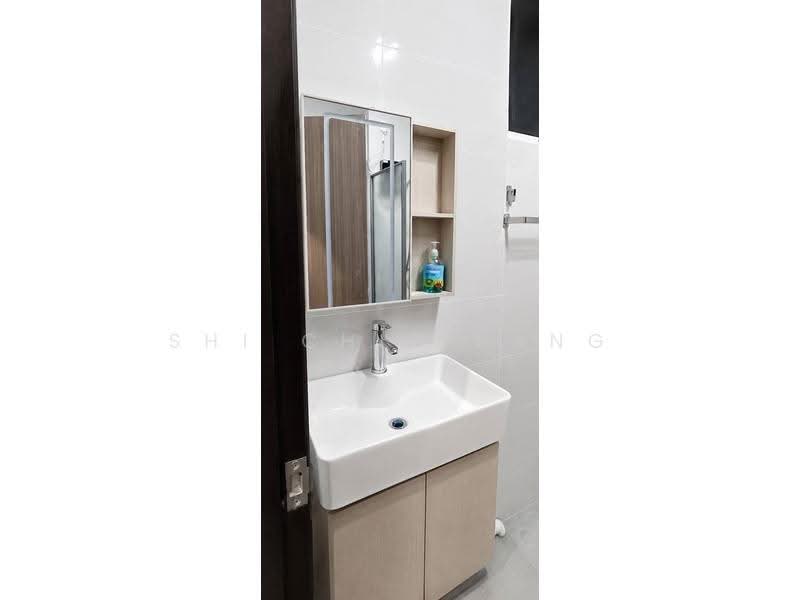 Service Residence for Rent at TRELLIS RESIDENCES - Shi Chin Pang - Bathroom - PropertyGuru.com.my