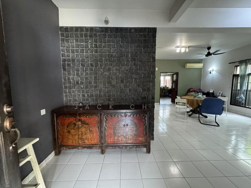 Rumah Teres 2-Tingkat untuk Dijual di Petaling Jaya (Selangor) - Jack Chin - Living Room - PropertyGuru.com.my
