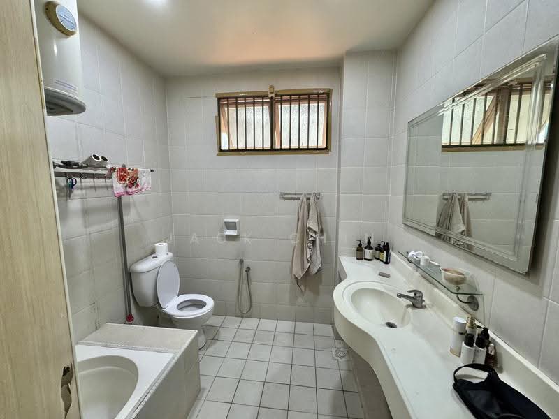 Rumah Teres 2-Tingkat untuk Dijual di Petaling Jaya (Selangor) - Jack Chin - Bathroom - PropertyGuru.com.my