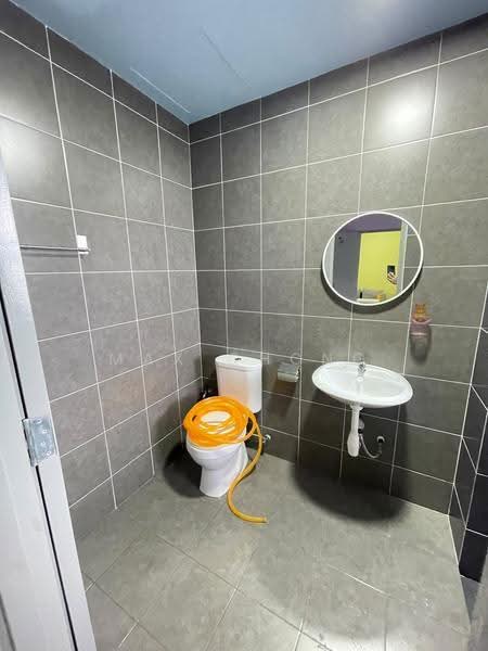 Kondominium untuk Dijual di Residensi Bukit Palma 2 (Palm Hill Residence 2) - Max Chong - Bathroom - PropertyGuru.com.my