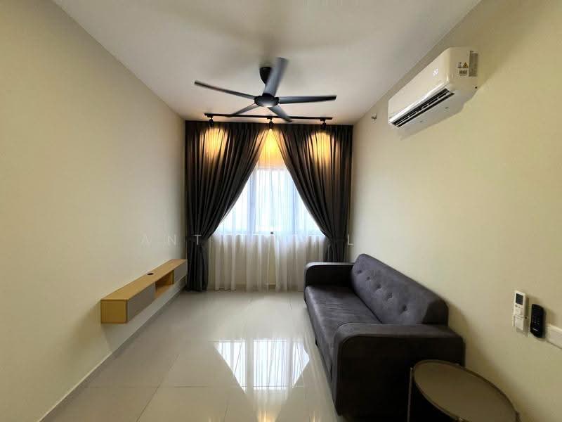 Kediaman Servis untuk Disewa di D'Vervain - Anthony Lim - Living Room - PropertyGuru.com.my
