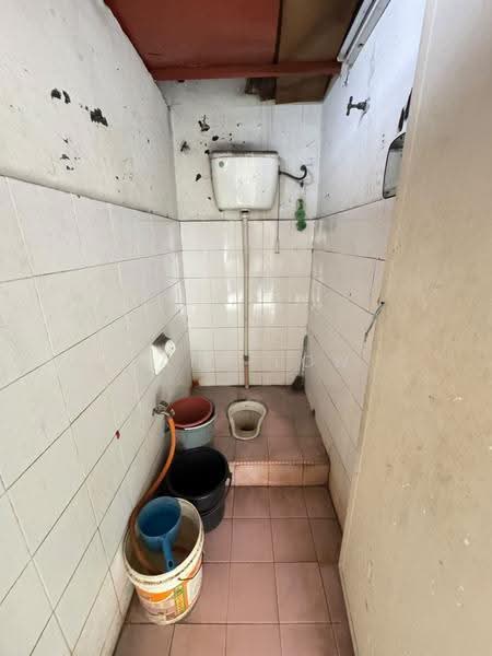 Shop for Rent in Seri Kembangan (Selangor) - Hanz Low - PropertyGuru.com.my