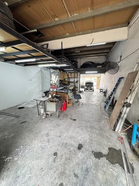 Shop for Rent in Seri Kembangan (Selangor) - Hanz Low - PropertyGuru.com.my