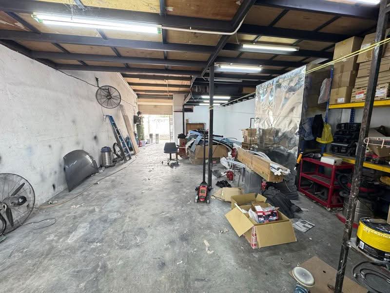 Shop for Rent in Seri Kembangan (Selangor) - Hanz Low - PropertyGuru.com.my