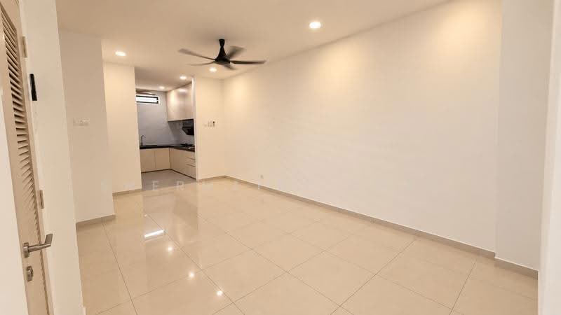 3-storey Terraced House for Rent in Puchong (Selangor) - Shermaine Chan - Living Room - PropertyGuru.com.my