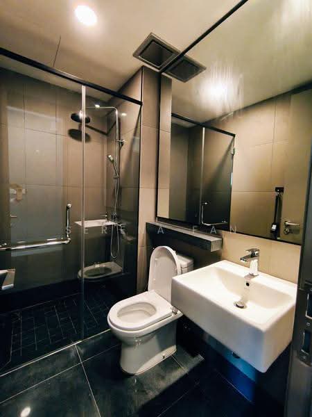 Service Residence for Rent at Bloomsvale Menara Vista Petaling - Serena Fan - Bathroom - PropertyGuru.com.my