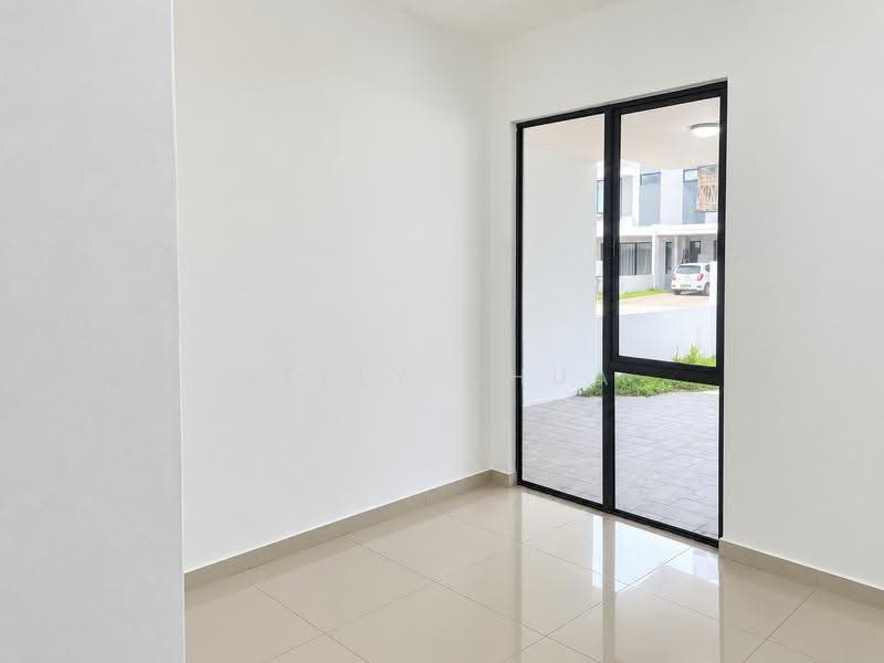 Townhouse for Sale in Kajang (Selangor) - Kelly Chua - Exterior - PropertyGuru.com.my