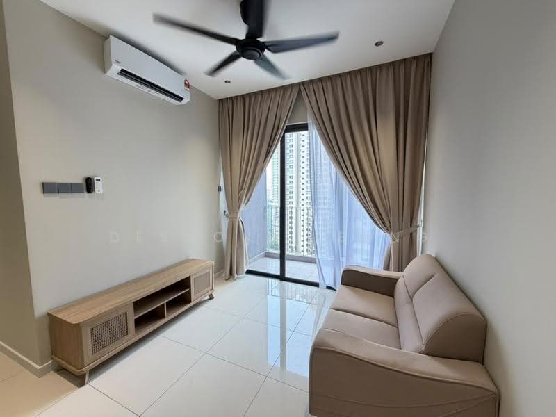 Kediaman Servis untuk Disewa di The Era @ Duta North - Desmond Leong - Living Room - PropertyGuru.com.my