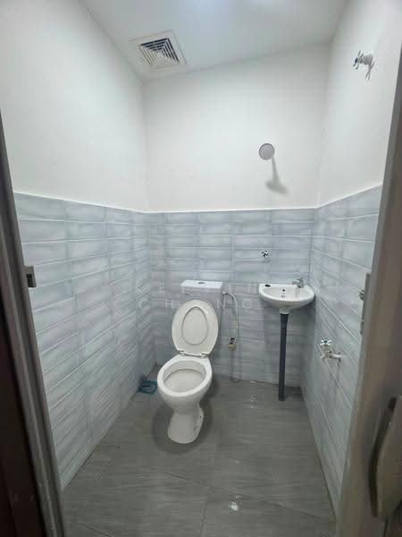 Rumah Teres 2-Tingkat untuk Dijual di Taman Maju Rapat (Ipoh) - Kelvin Chong - Bathroom - PropertyGuru.com.my
