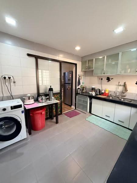 Rumah Teres 2-Tingkat untuk Dijual di Taman Wawasan (Puchong) - Amy Lim - Kitchen - PropertyGuru.com.my