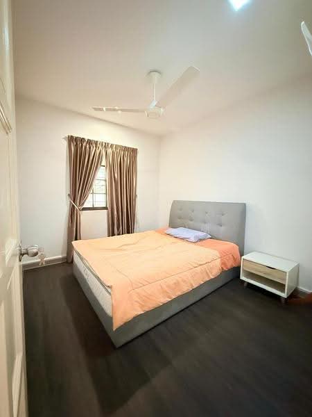 Rumah Teres 2-Tingkat untuk Dijual di Taman Wawasan (Puchong) - Amy Lim - Bedroom - PropertyGuru.com.my