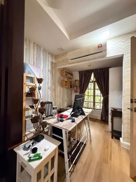 Rumah Teres 2-Tingkat untuk Dijual di Taman Wawasan (Puchong) - Amy Lim - Study - PropertyGuru.com.my