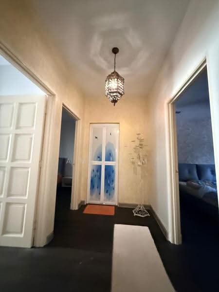 Rumah Teres 2-Tingkat untuk Dijual di Taman Wawasan (Puchong) - Amy Lim - Corridor - PropertyGuru.com.my