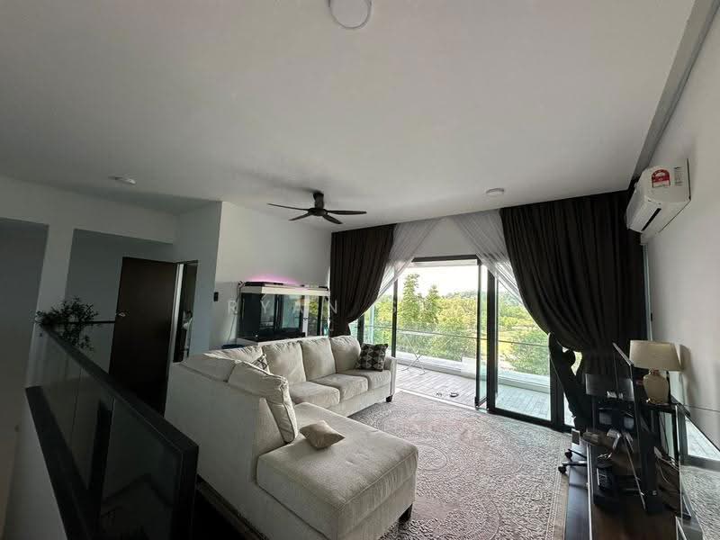 3-storey Terraced House for Sale in Denai Alam (Shah Alam) - Ryan Soo - Living Room - PropertyGuru.com.my