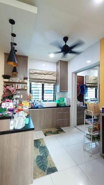 Semi-Detached House for Sale in Denai Alam (Shah Alam) - Ashraff Daniel - Kitchen - PropertyGuru.com.my