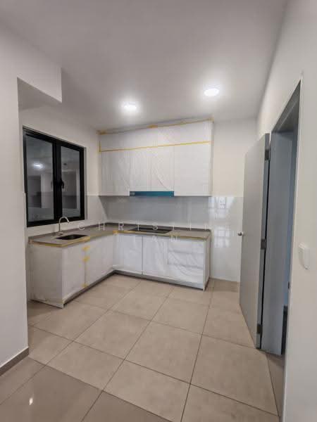 Service Residence for Rent at RESIDENSI SENURI - Christine Tan - Kitchen - PropertyGuru.com.my