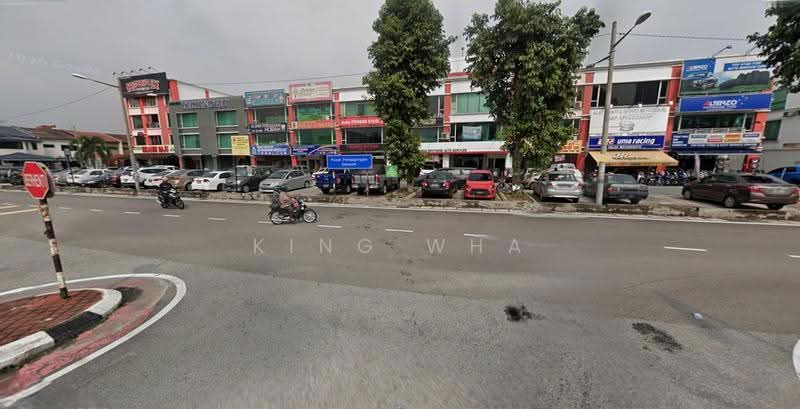 Shop for Sale in Batu Caves (Selangor) - King Wha - Exterior - PropertyGuru.com.my