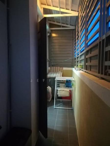 2-storey Terraced House for Sale in Kampung Jalan Bahru (Balik Pulau) - Jeff Ooi - Balcony - PropertyGuru.com.my