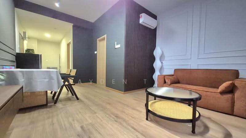 Kediaman Servis untuk Dijual di Armani Raja Uda - Jayden Tan - Living Room - PropertyGuru.com.my