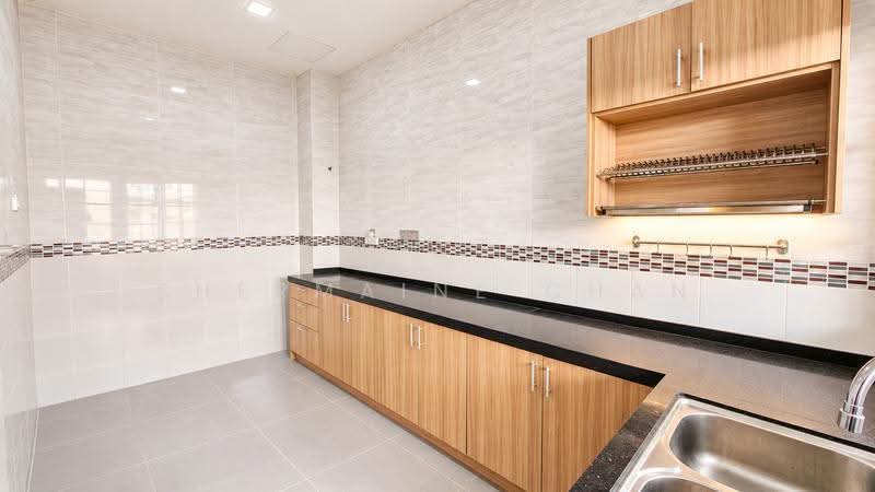 Rumah Teres 2-Tingkat untuk Dijual di Bandar Kinrara (Selangor) - Shermaine Chan - Kitchen - PropertyGuru.com.my