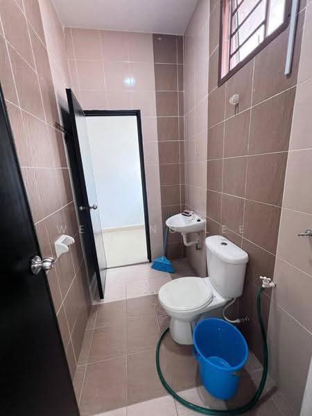 2-storey Terraced House for Sale in Taman Bestari Indah (Ulu Tiram) - Wenting Lee - Bathroom - PropertyGuru.com.my