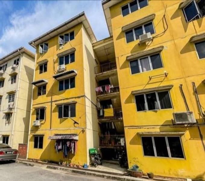 Flat for Sale at PKNS SS6 - Irene Tan - Exterior - PropertyGuru.com.my