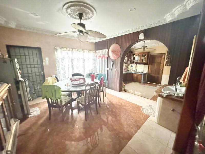 Bungalow House untuk Dijual di Kemaman (Terengganu) - Muhammad Najmi - Dining Room - PropertyGuru.com.my