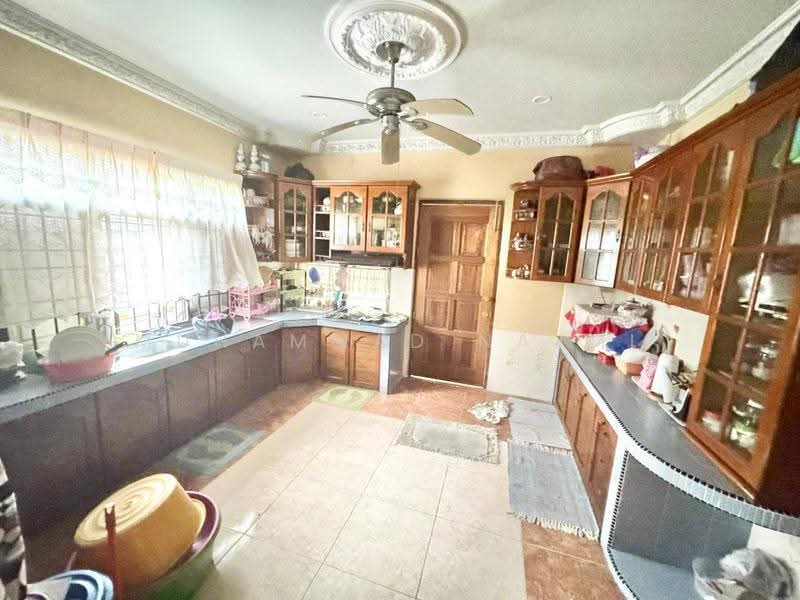 Bungalow House untuk Dijual di Kemaman (Terengganu) - Muhammad Najmi - Kitchen - PropertyGuru.com.my