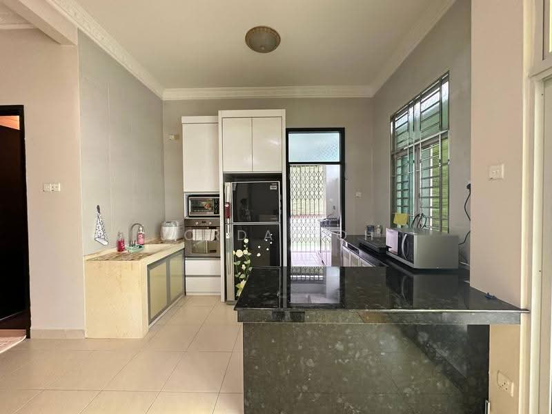 Semi-Detached House for Sale in Taman Ponderosa (Johor Bahru) - Jordan Oh - Kitchen - PropertyGuru.com.my