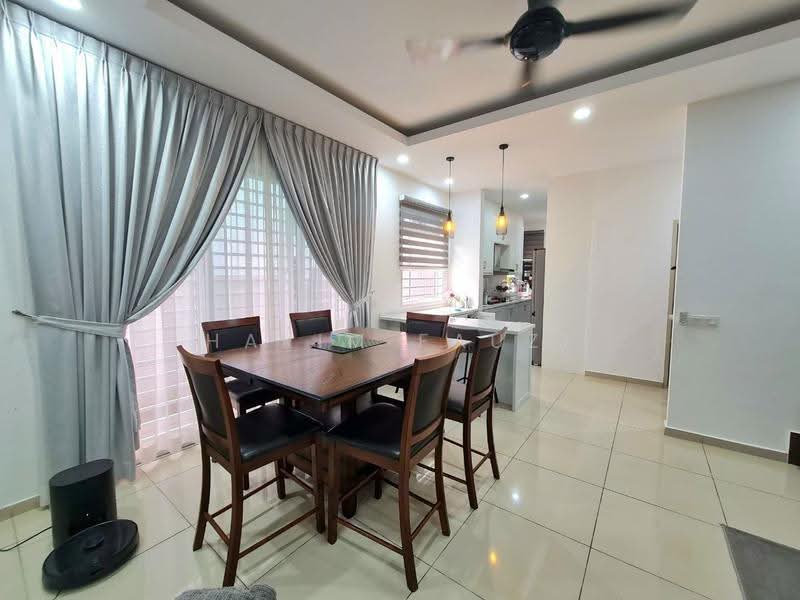 2-storey Terraced House for Sale in Bandar Rimbayu (Telok Panglima Garang) - Hakim Fauzi - PropertyGuru.com.my