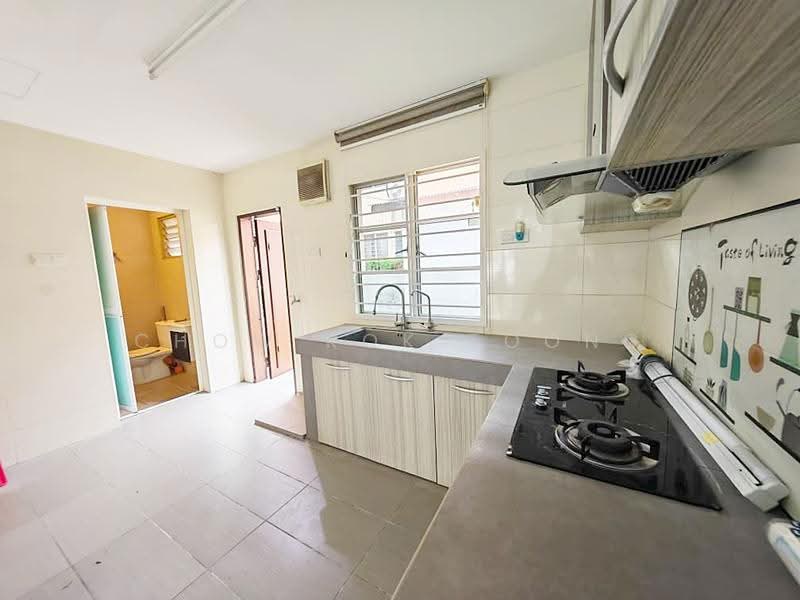 Rumah Teres 2-Tingkat untuk Dijual di Bandar Kinrara Seksyen 1 (Bandar Kinrara) - Chow Kok Toong - Kitchen - PropertyGuru.com.my