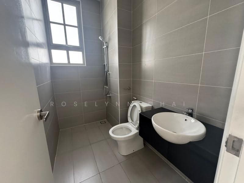 Semi-Detached House for Sale in Eco Spring (Johor Bahru) - Roselynn Chai - Bathroom - PropertyGuru.com.my