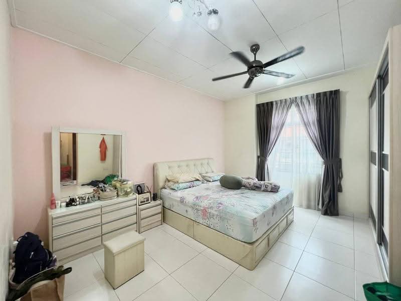 2-storey Terraced House for Sale in Bandar Dato Onn (Tebrau) - Jordan Oh - Bedroom - PropertyGuru.com.my