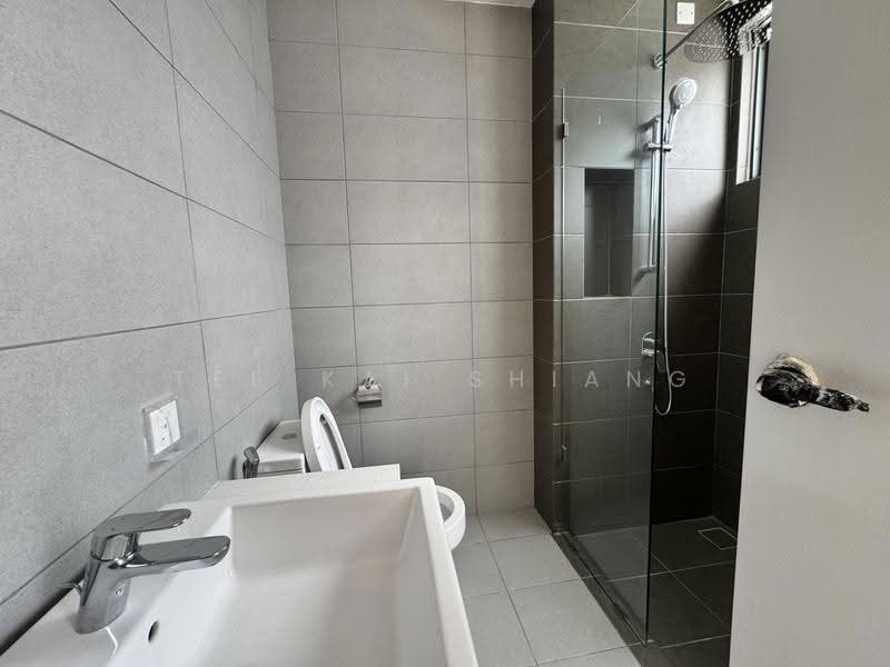 Bungalow House for Sale in Kwasa Damansara (Sungai Buloh) - Tee Kai Shiang - Bathroom - PropertyGuru.com.my