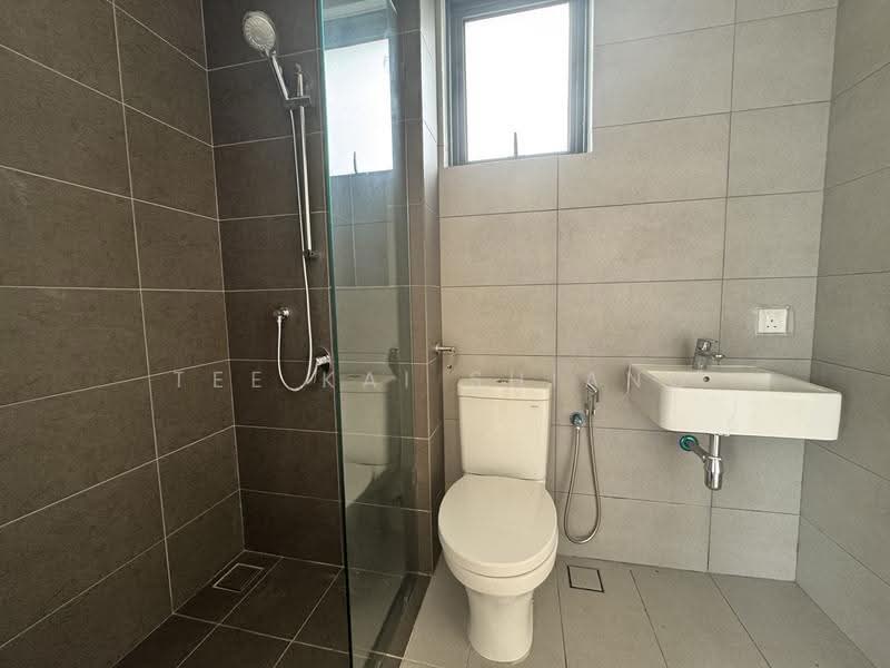 Bungalow House for Sale in Kwasa Damansara (Sungai Buloh) - Tee Kai Shiang - Bathroom - PropertyGuru.com.my
