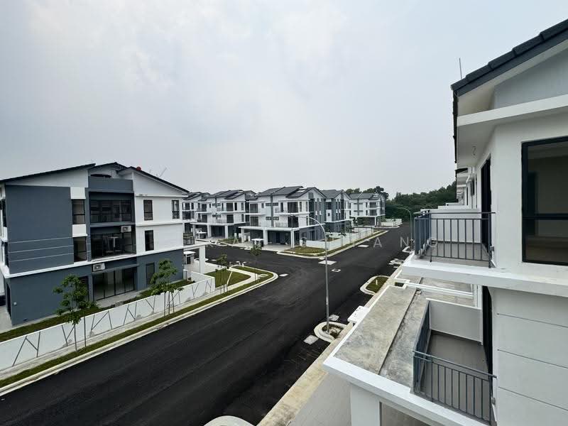 Bungalow House for Sale in Kwasa Damansara (Sungai Buloh) - Tee Kai Shiang - Exterior - PropertyGuru.com.my