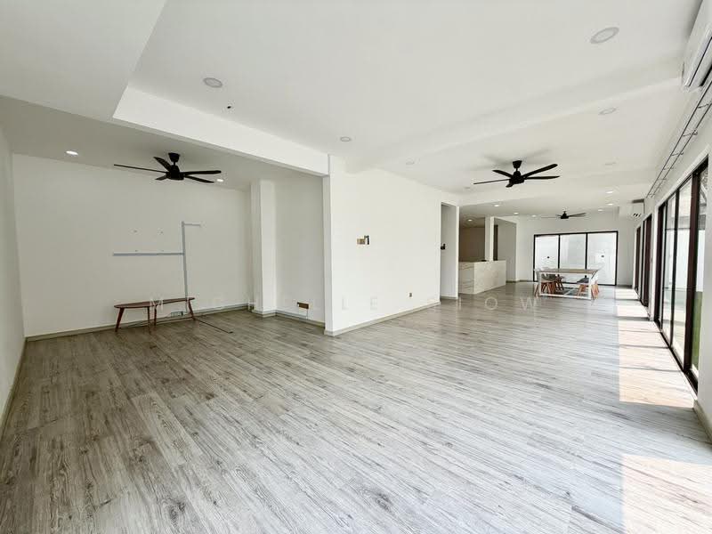 Semi-Detached House for Sale in Taman United (Jalan Klang Lama (Old Klang Road)) - Michelle Siow - Living Room - PropertyGuru.com.my