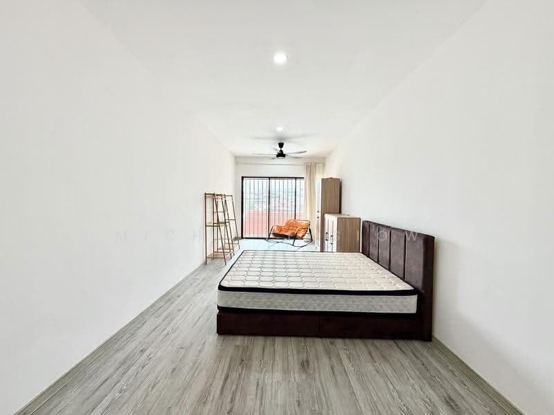 Semi-Detached House for Sale in Taman United (Jalan Klang Lama (Old Klang Road)) - Michelle Siow - Bedroom - PropertyGuru.com.my