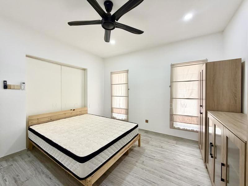 Semi-Detached House for Sale in Taman United (Jalan Klang Lama (Old Klang Road)) - Michelle Siow - Bedroom - PropertyGuru.com.my
