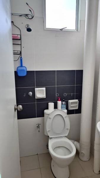 Apartment for Sale at Idaman Iris - Jeff Ooi - Bathroom - PropertyGuru.com.my