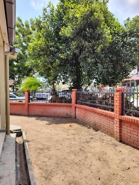 2-storey Terraced House for Sale in SS1 (Petaling Jaya) - Angie Chai - Exterior - PropertyGuru.com.my