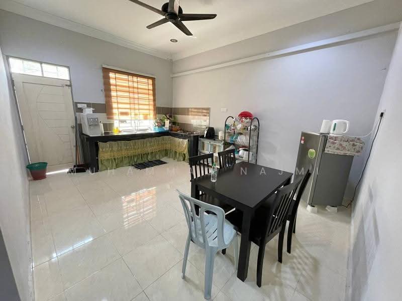 Rumah Berkembar untuk Dijual di Dungun (Terengganu) - Muhammad Najmi - Kitchen - PropertyGuru.com.my