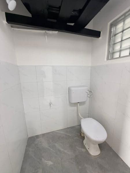 2-storey Terraced House for Sale in Taman Sri Wangsa (Batu Pahat) - Zen Wong - Bathroom - PropertyGuru.com.my