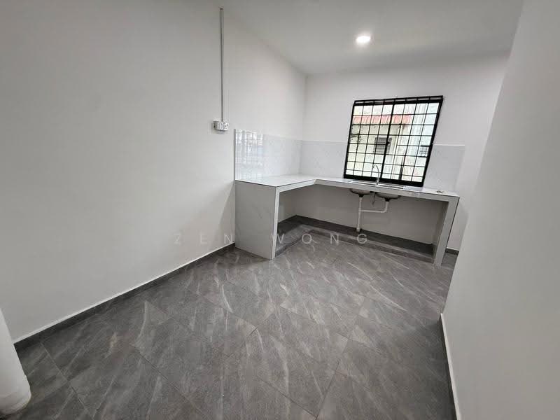 2-storey Terraced House for Sale in Taman Sri Wangsa (Batu Pahat) - Zen Wong - Kitchen - PropertyGuru.com.my