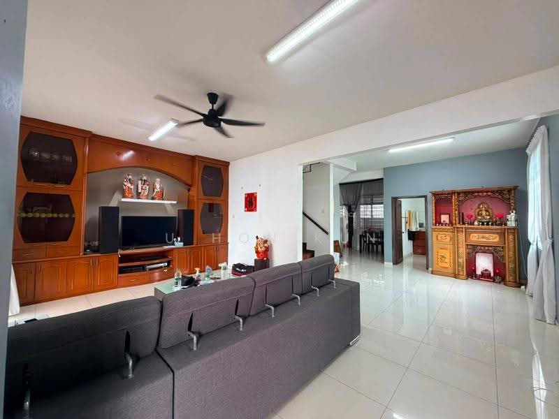 2-storey Terraced House for Sale in Bukit Indah (Iskandar Puteri (Nusajaya)) - U Hon Kun - Living Room - PropertyGuru.com.my