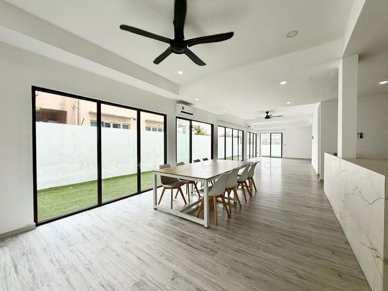 Semi-Detached House for Rent in Taman United (Jalan Klang Lama (Old Klang Road)) - Michelle Siow - Dining Room - PropertyGuru.com.my