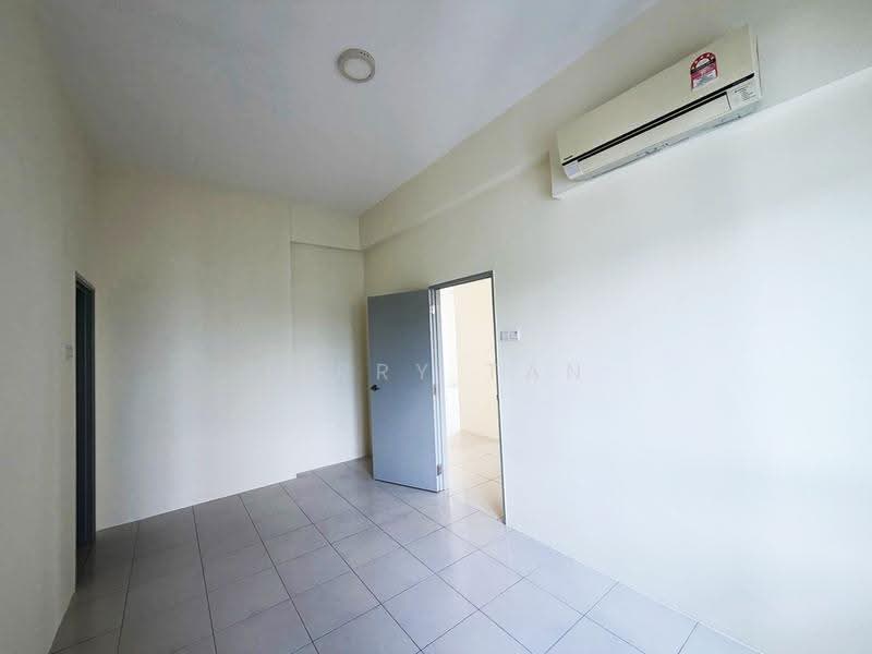 Condominium for Rent at The Latitude Condominium - Jerry Tan - Interior - PropertyGuru.com.my